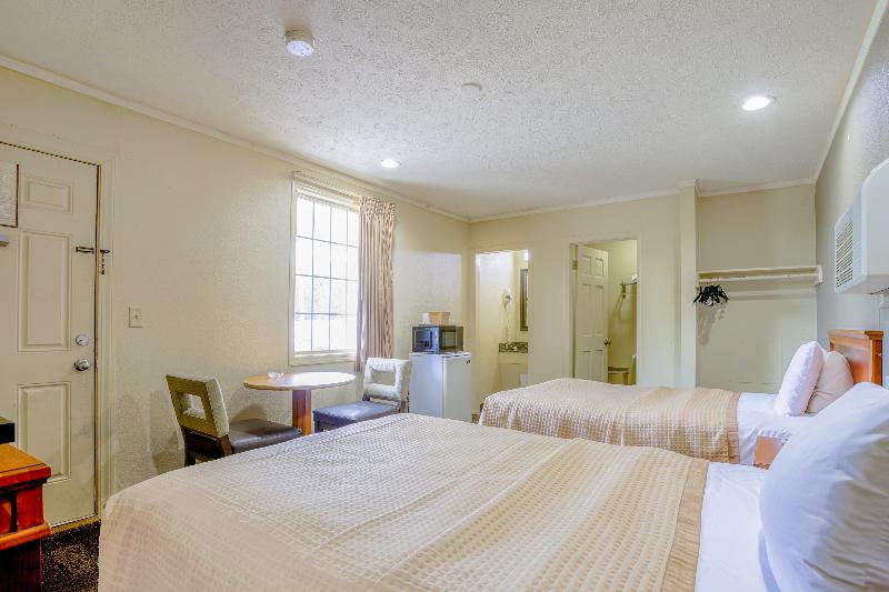 Budget Inn By OYO Natural Bridge I-81 image