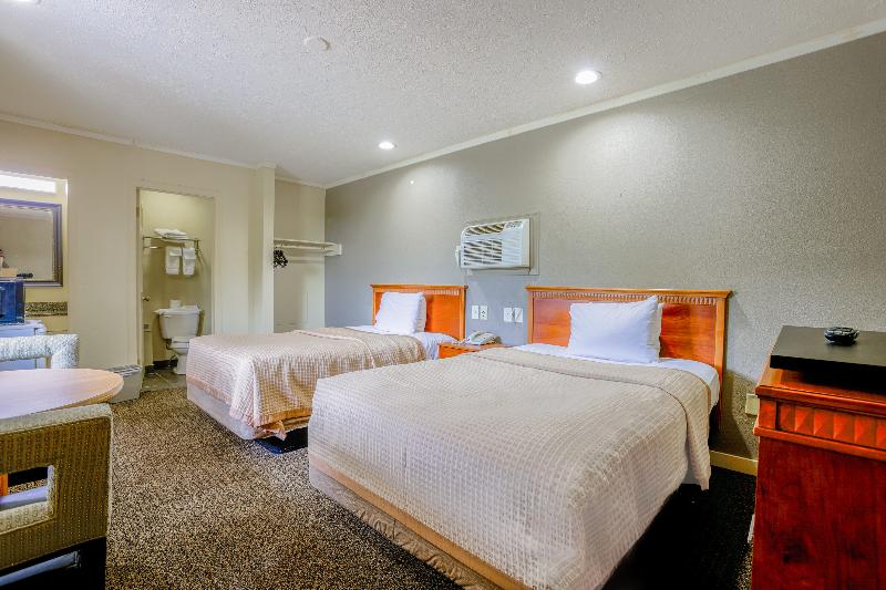 Budget Inn By OYO Natural Bridge I-81 image