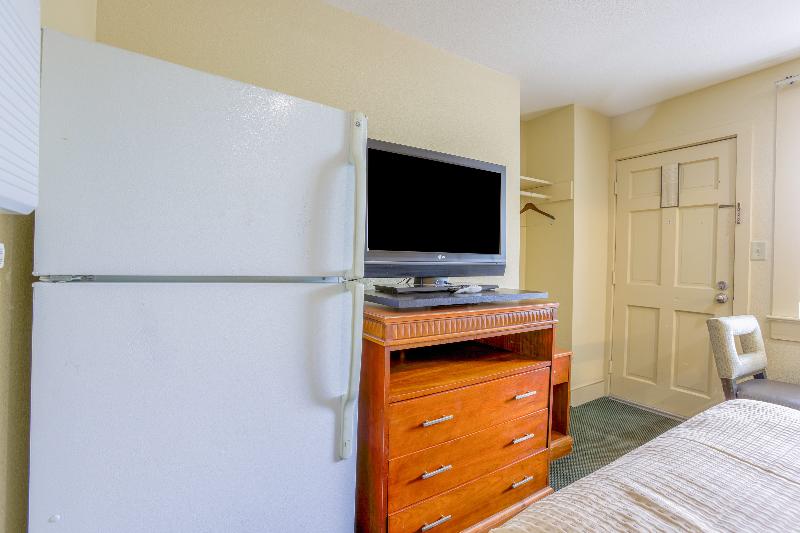 Budget Inn By OYO Natural Bridge I-81 image