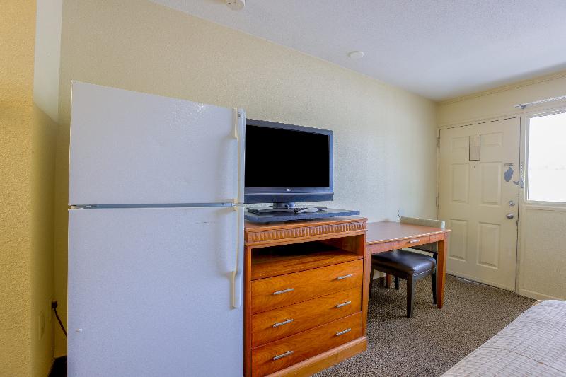 Budget Inn By OYO Natural Bridge I-81 image