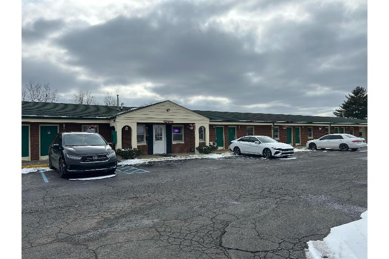 Hillcrest Motel by Oyo Aurora near Lawrenceburg image