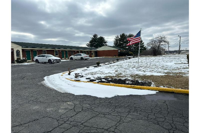 Hillcrest Motel by Oyo Aurora near Lawrenceburg image