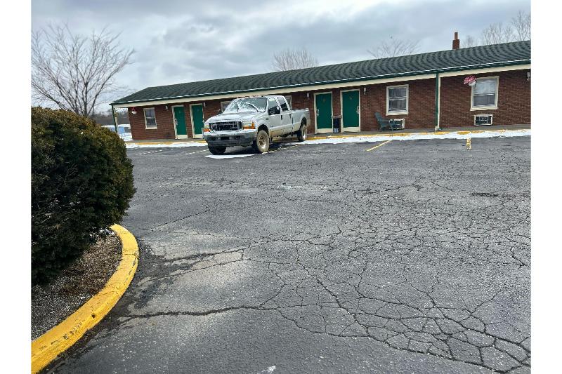 Hillcrest Motel by Oyo Aurora near Lawrenceburg image