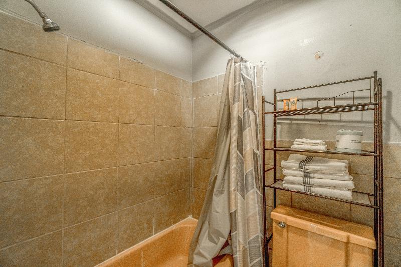 OYO Holiday Capri Motel & Rv Park image 9