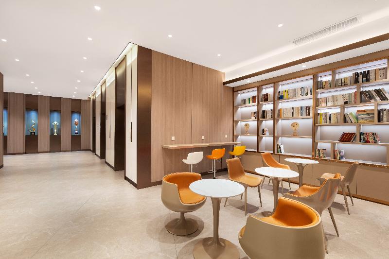 Holiday Inn Express Putuo Shanghai image