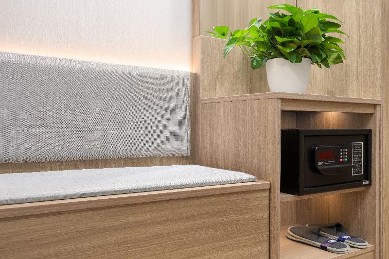 Holiday Inn Express Putuo Shanghai image