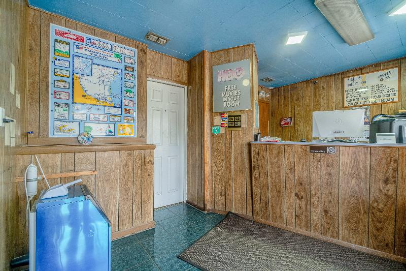 OYO Budget Inn Falfurrias Hwy 281 image