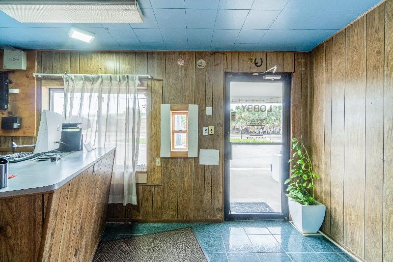 OYO Budget Inn Falfurrias Hwy 281 image