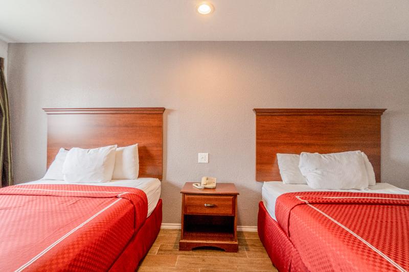 OYO Budget Inn Falfurrias Hwy 281 image