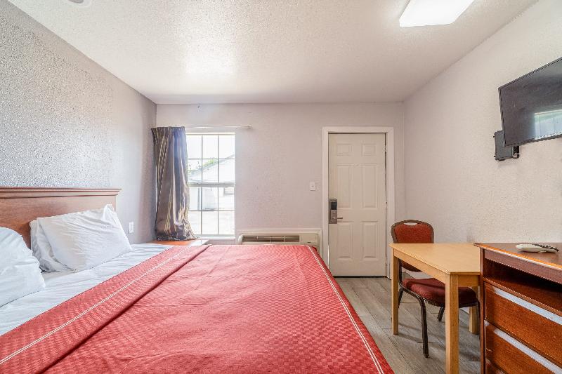 OYO Budget Inn Falfurrias Hwy 281 image