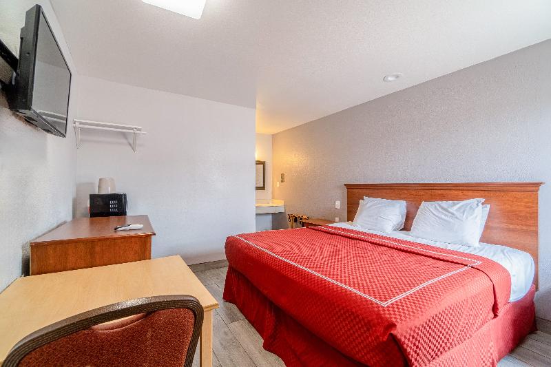 OYO Budget Inn Falfurrias Hwy 281 image
