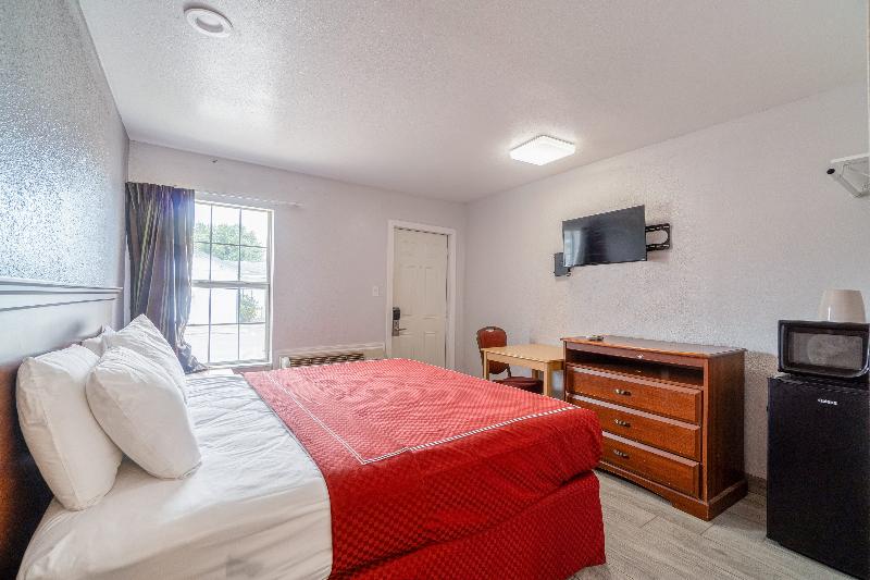 OYO Budget Inn Falfurrias Hwy 281 image
