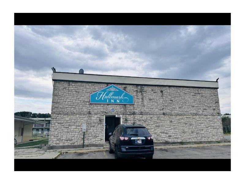 Hallmark Inn By OYO Fort Wayne — general view