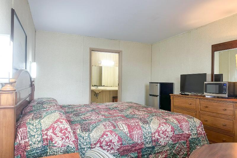 Louisville Inn by OYO Louisville Municipal Airport image