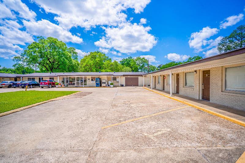 Cypress Inn Motel By OYO West Monroe I-20 image