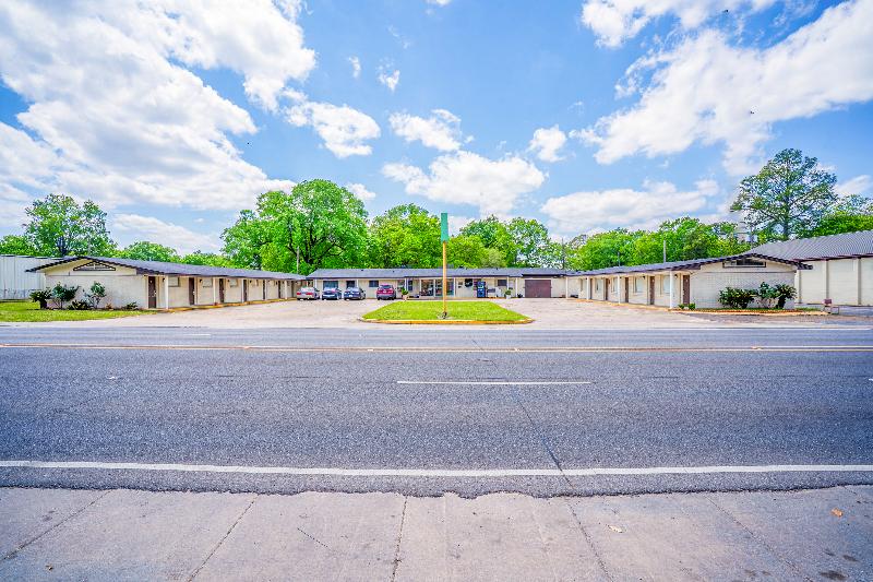 Cypress Inn Motel By OYO West Monroe I-20 image