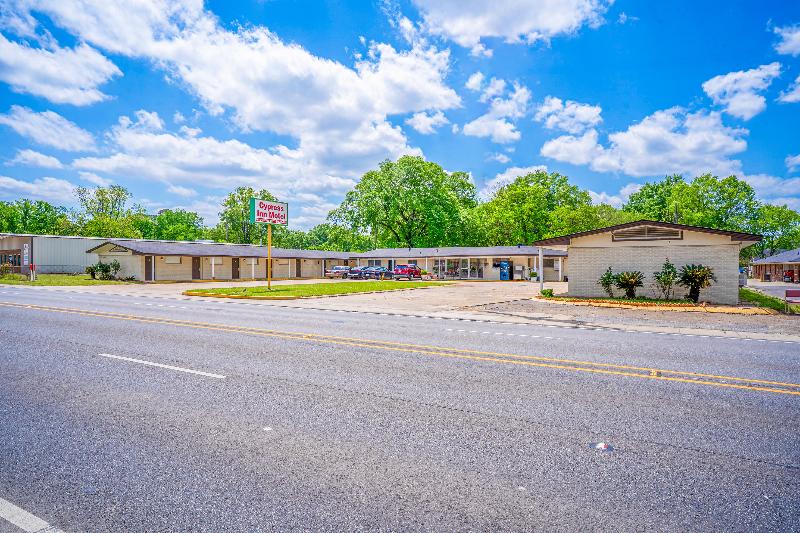 Cypress Inn Motel By OYO West Monroe I-20 image