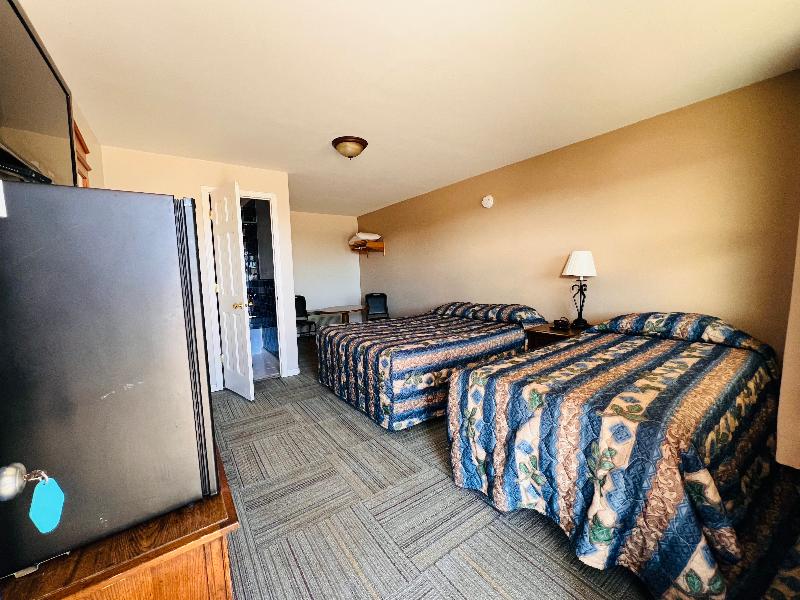 Dew Drop Inn Motel by OYO Miller SD image