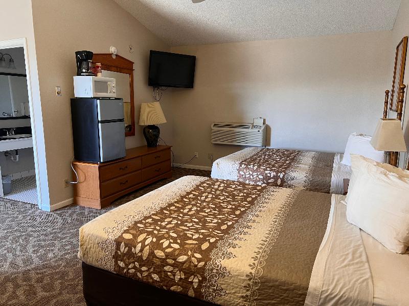 Dew Drop Inn Motel by OYO Miller SD image