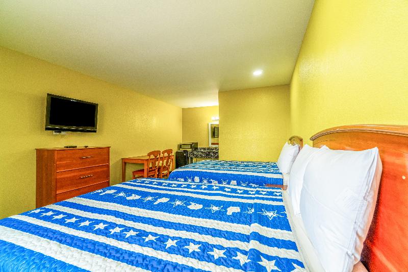 Regency Inn By OYO Rockdale TX image