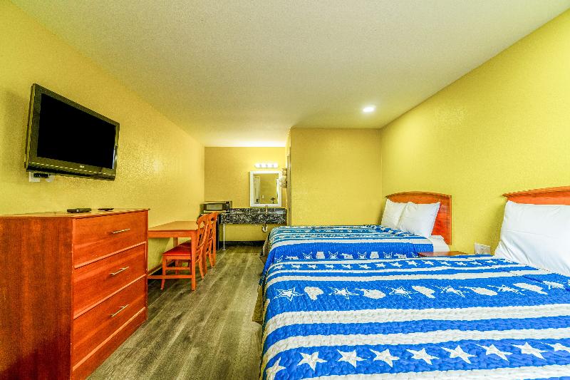 Regency Inn By OYO Rockdale TX image