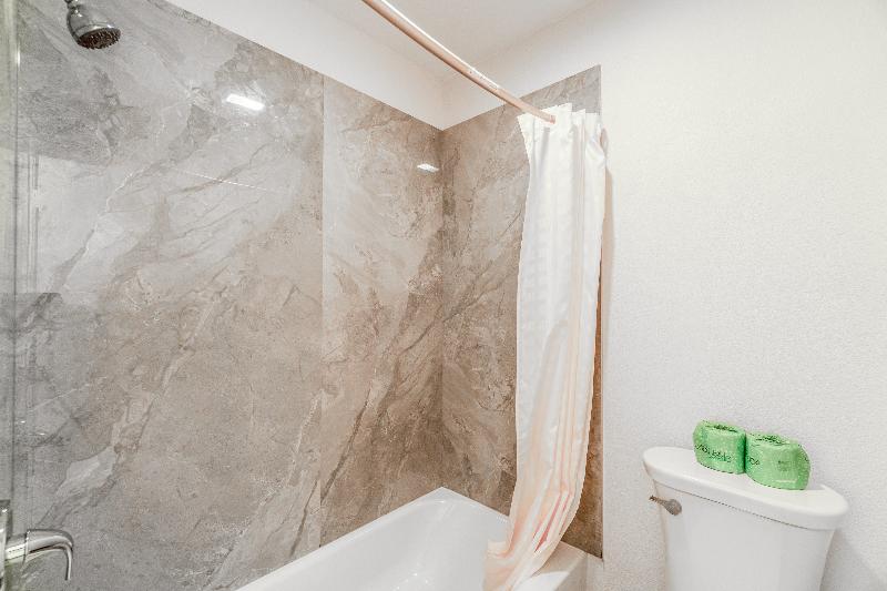 Regency Inn By OYO Rockdale TX image