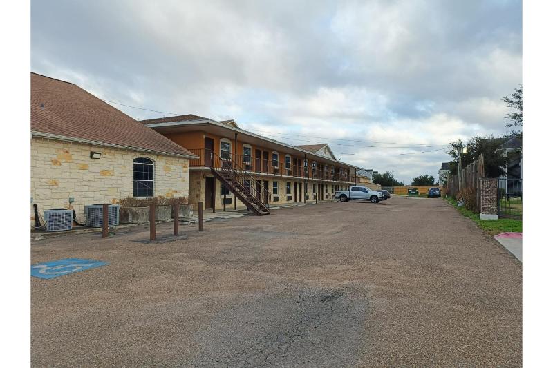 American Inn & Suites By Capital O Victoria Us-59