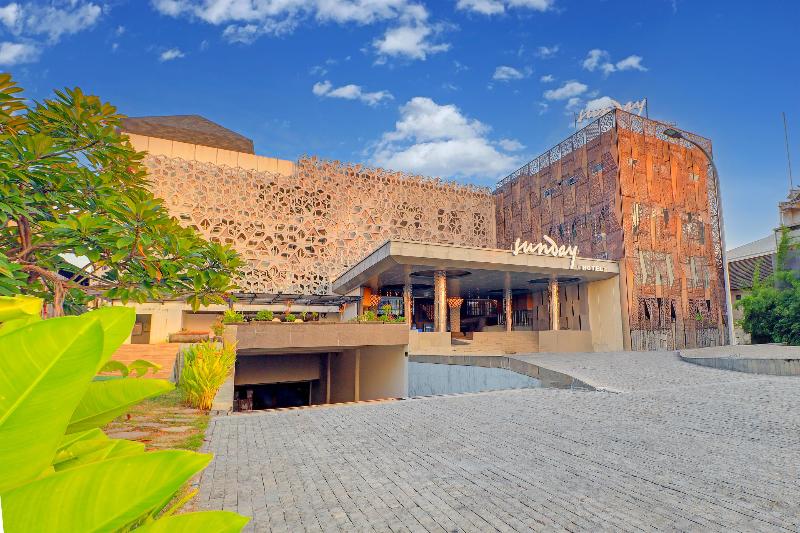 Sunday Hotel Sunset Road Near Trans Studio Mall