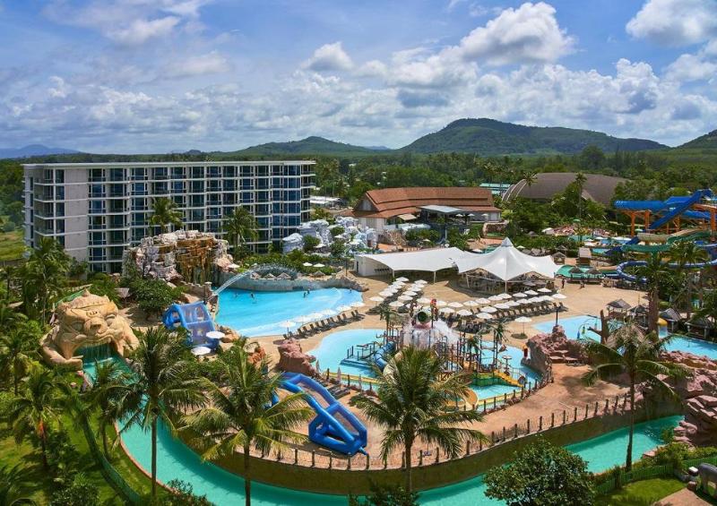 Splash Beach Resort Phuket (SHA Plus+)