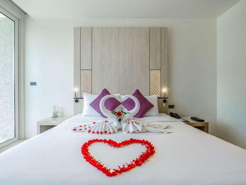 Splash Beach Resort, Maikhao Phuket image