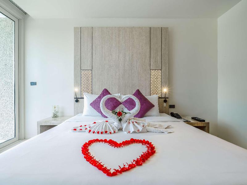 Splash Beach Resort, Maikhao Phuket image