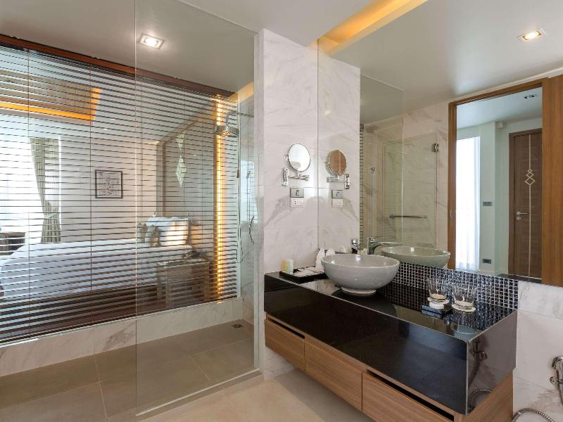 Splash Beach Resort, Maikhao Phuket image