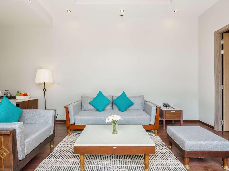 Splash Beach Resort, Maikhao Phuket image