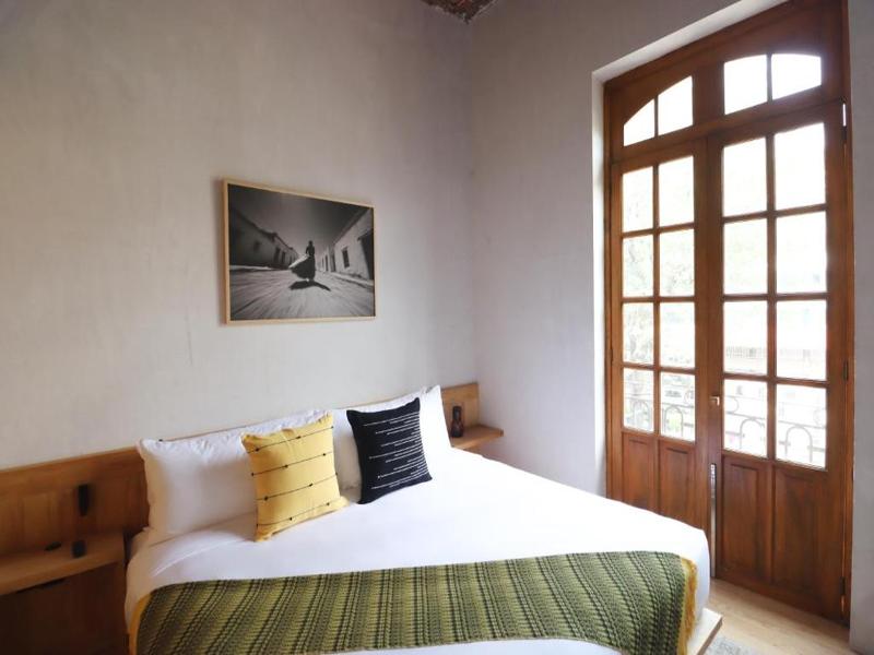 Casa Almamia image