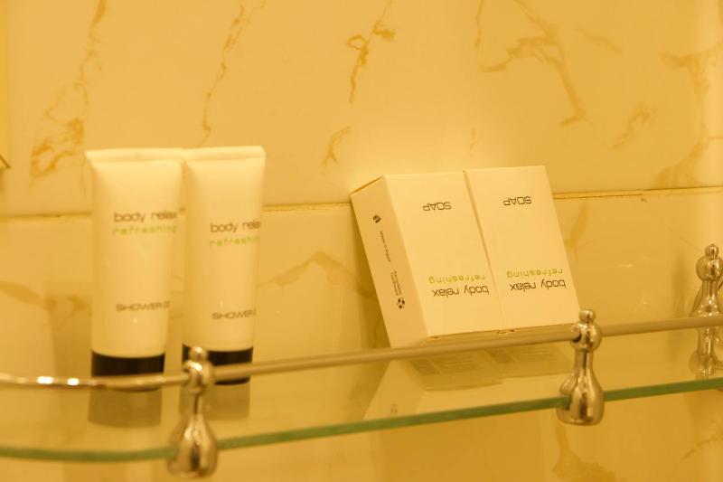 Pyramids On The Spot - Image 1