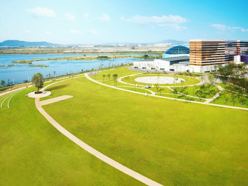 INSPIRE Entertainment Resort image