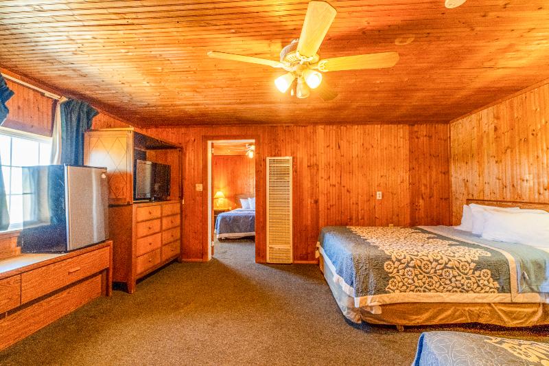 Green Acre Motel by OYO Near Rush County Airport image