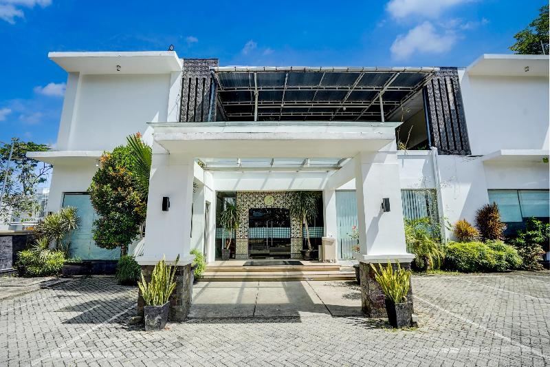 Townhouse Oak Padang near RTH Imam Bonjol