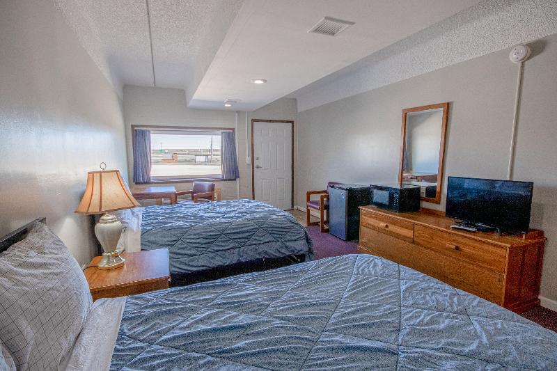 OYO Crossroads Inn image