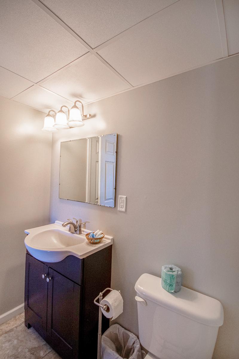 OYO Crossroads Inn image