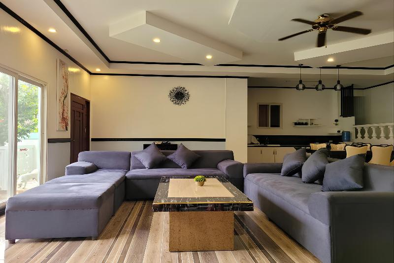 Jewelry Resort And Villas Tagaytay image