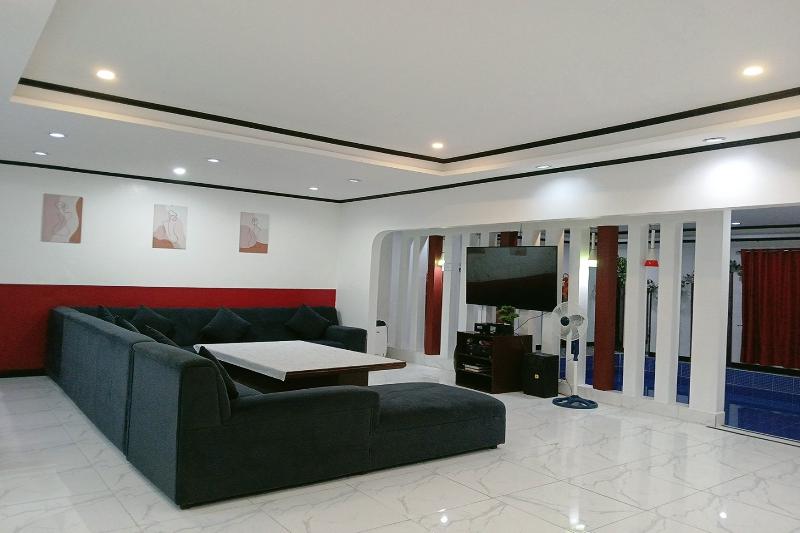 Jewelry Resort And Villas Tagaytay image