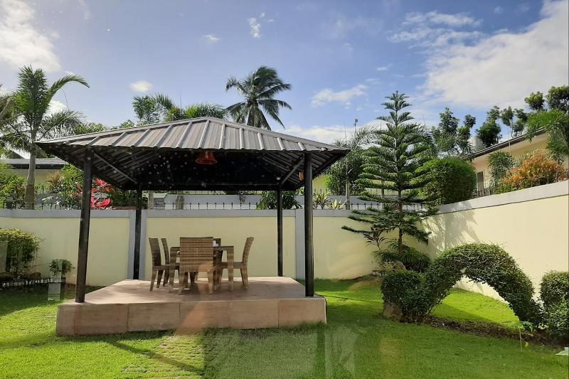 Jewelry Resort And Villas Tagaytay image
