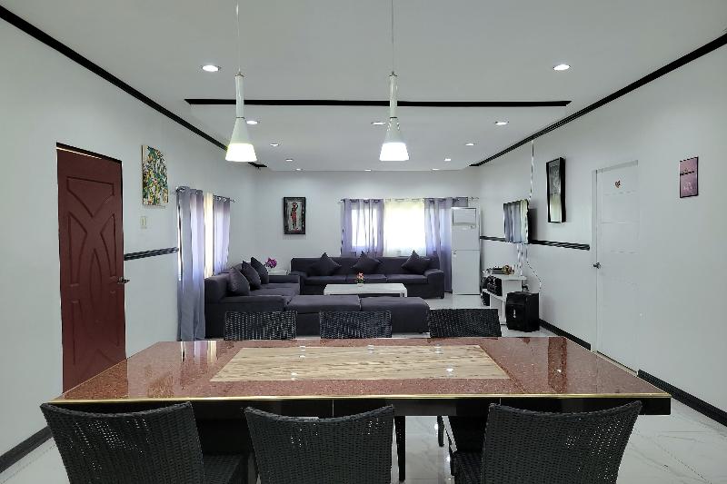 Jewelry Resort And Villas Tagaytay image