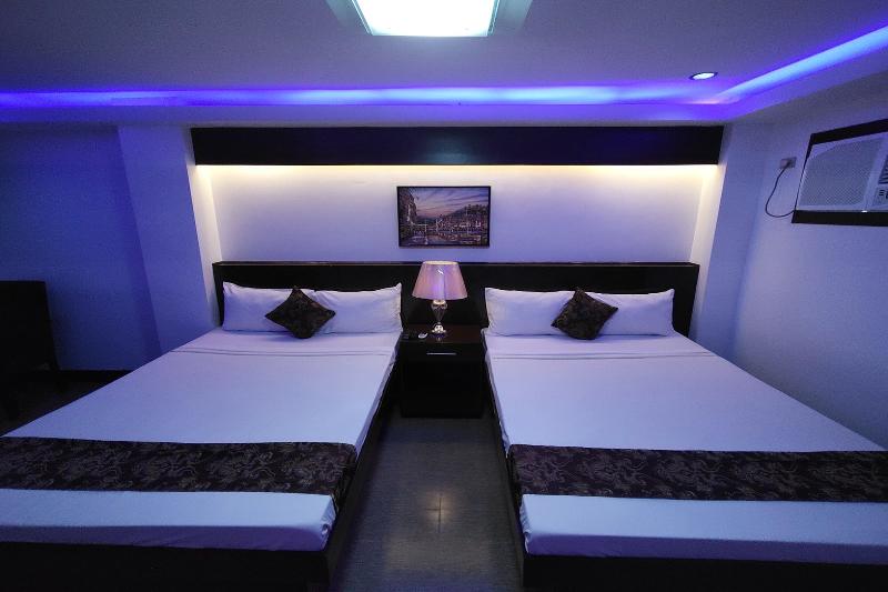 Bergamo Hotel Lingayen image