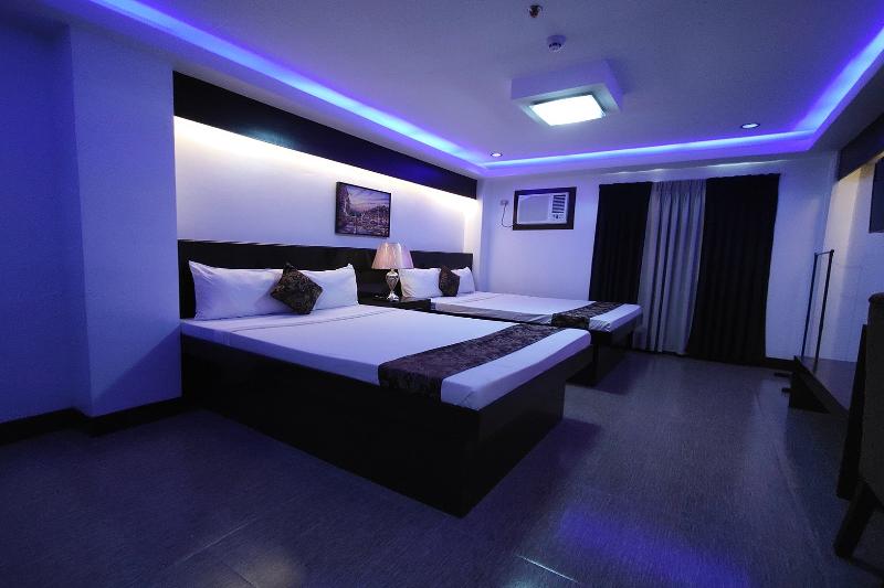 Bergamo Hotel Lingayen image