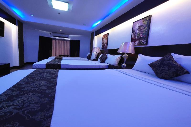 Bergamo Hotel Lingayen image