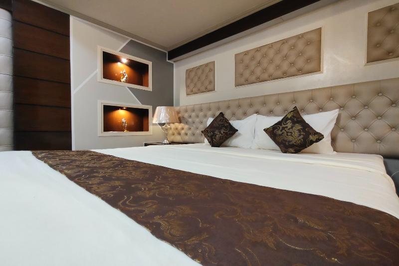 Bergamo Hotel Lingayen image