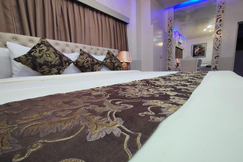 Bergamo Hotel Lingayen image