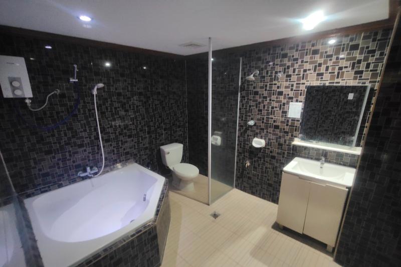 Taj Hotel Tuguegarao image